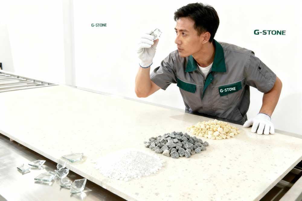 an engineer is making research on the materials of siica free quartz